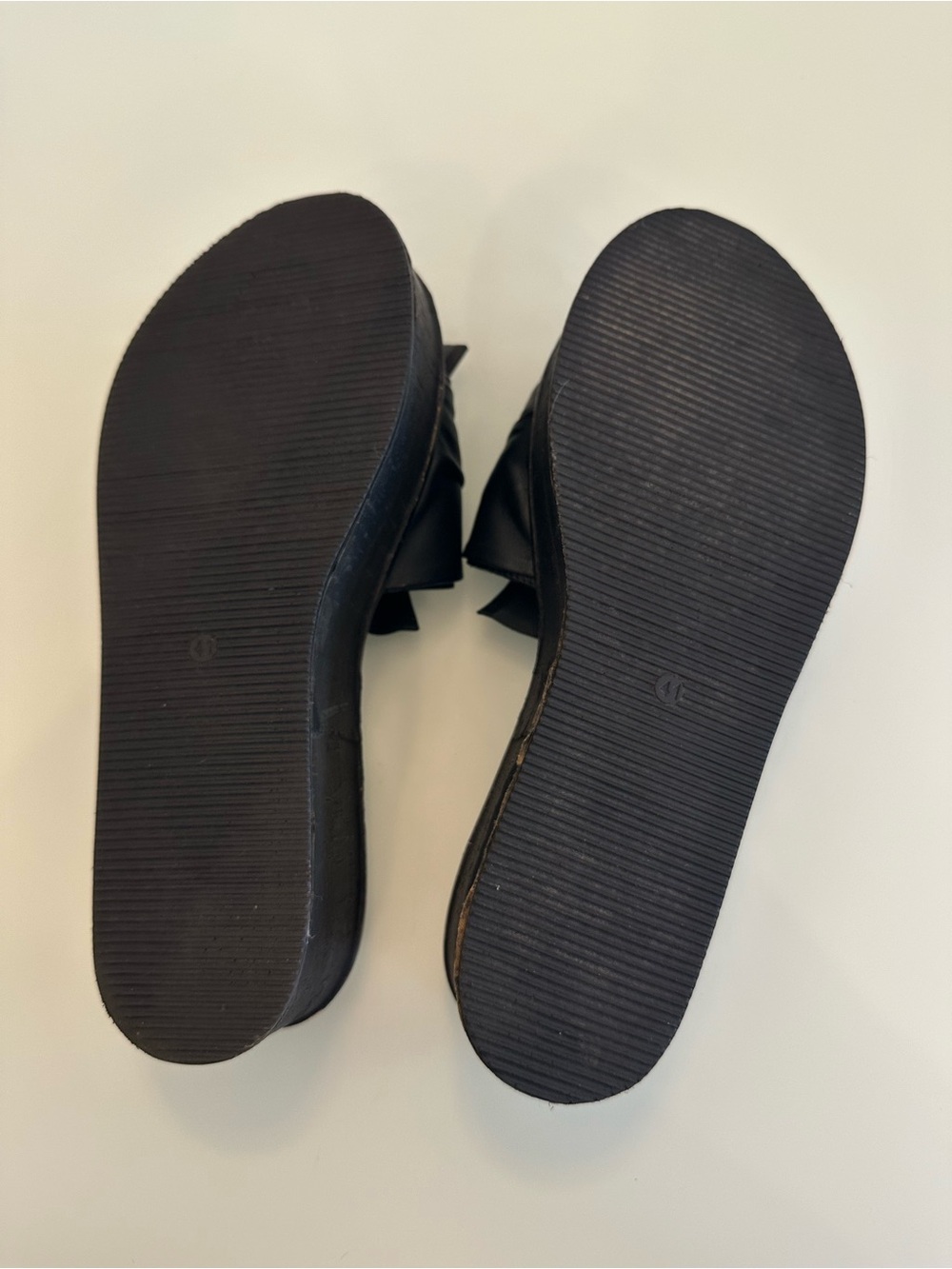 INUOVO | Black Leather Platform Slide Sandals | Size 41 / Size 11 - Picture 13 of 16